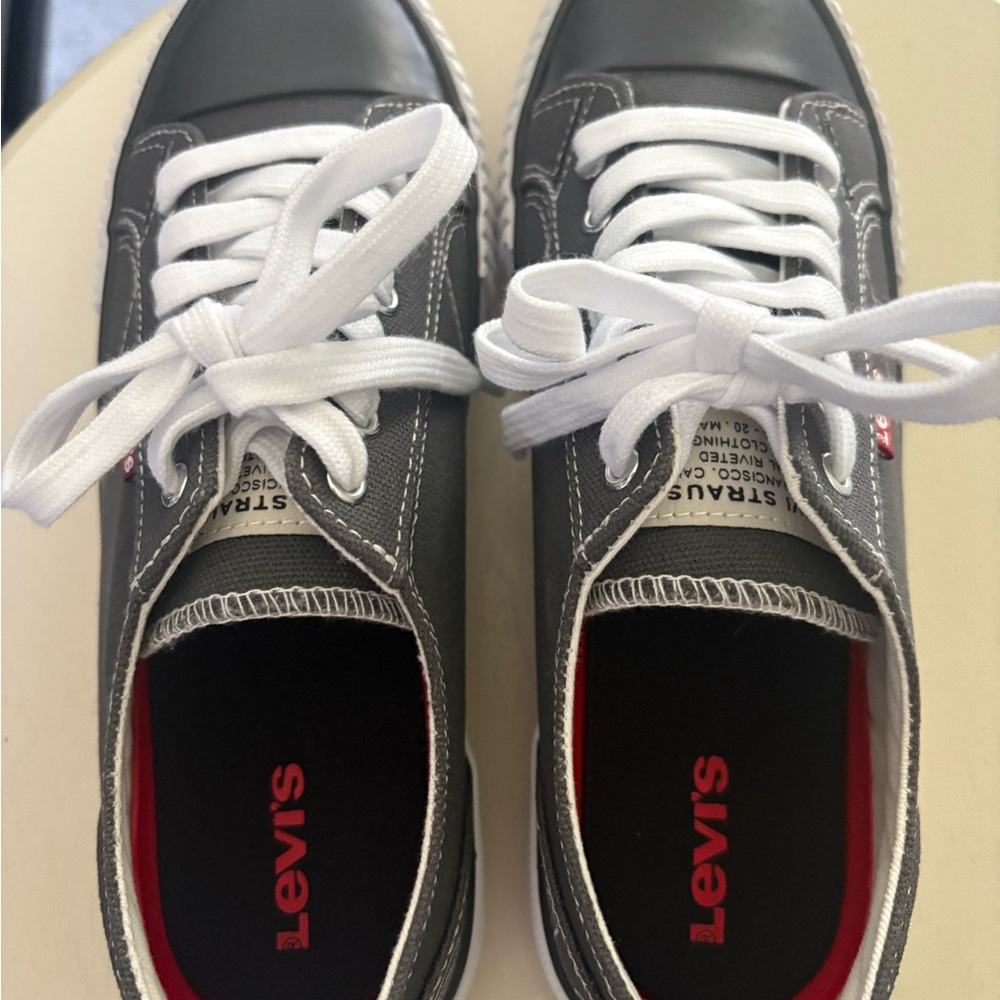 Levi's Gray and White Women's Sneakers